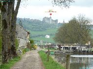 Vandenesse-en-Auxois - vue sur le Château de Châteauneuf &mdash; ⑴ Château de Châteauneuf