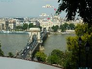 Budapest - Széchenyi Lánchíd, Gresham-palota et Szent István Bazilika &mdash; ⑴ Gresham-palota &mdash; ⑵ Szent István Bazilika