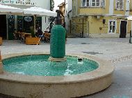 Györ - Jedlik-csobogó