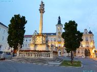 Mistelbach an der Zaya - Hauptplatz et Rathaus