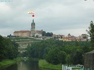 Mělník depuis Zdymadlo Hořín &mdash; ⑴ Zámek Melník
