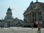 Berlin - Gendarmenmarkt - avec Deutscher Dom et Konzerthaus &mdash; ⑴ Deutscher Dom &mdash; ⑵ Konzerthaus