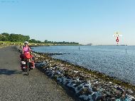 Cuxhaven - Hunde-Grünstrand an der Kugelbake &mdash; ⑴ Kugelbake
