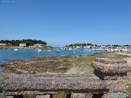 Trégastel - Crec'h Caouet à gauche et Saint-Guirec à droite