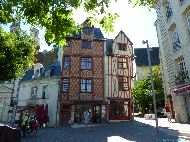 Saumur - Place Saint Pierre