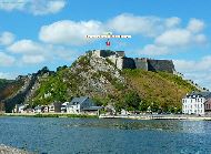 Fort de Charlemont (Citadelle de Givet) vu depuis la Voie Verte "Trans-Ardennes" &mdash; ⑴ Fort de Charlemont (Citadelle de Givet)
