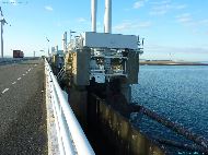 Oosterschelde stormvloedkering