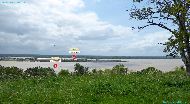 Ambès-Le-Bec - depuis le Belvédère de l'estuaire à Bayon-sur-Gironde &mdash; ⑴ Dordogne &mdash; ⑵ Garonne
