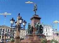 Helsinki - Senaatintori &mdash; ⑴ Helsingin yliopiston päärakennus &mdash; ⑵ Aleksanteri II -patsas &mdash; ⑶ Kansalliskirjasto