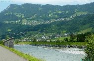 Le Rhin - près Wartau (Liechtenstein en face)