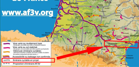 IL N'Y A PAS DE PISTE CYCLABLE sur le Canal du Midi (source AF3V.ORG)
